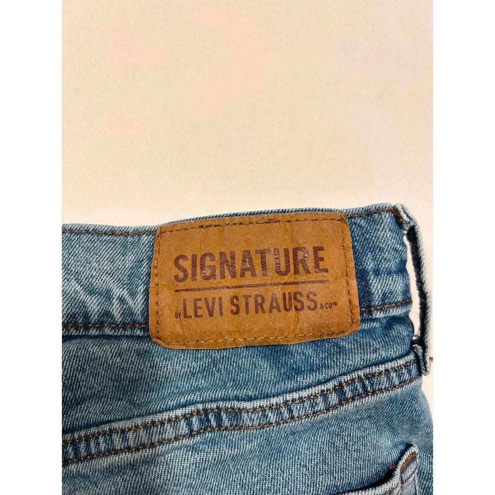 Signature by Levi Strauss Mens Slim Fit Jeans Medium Wash Blue W32 L30